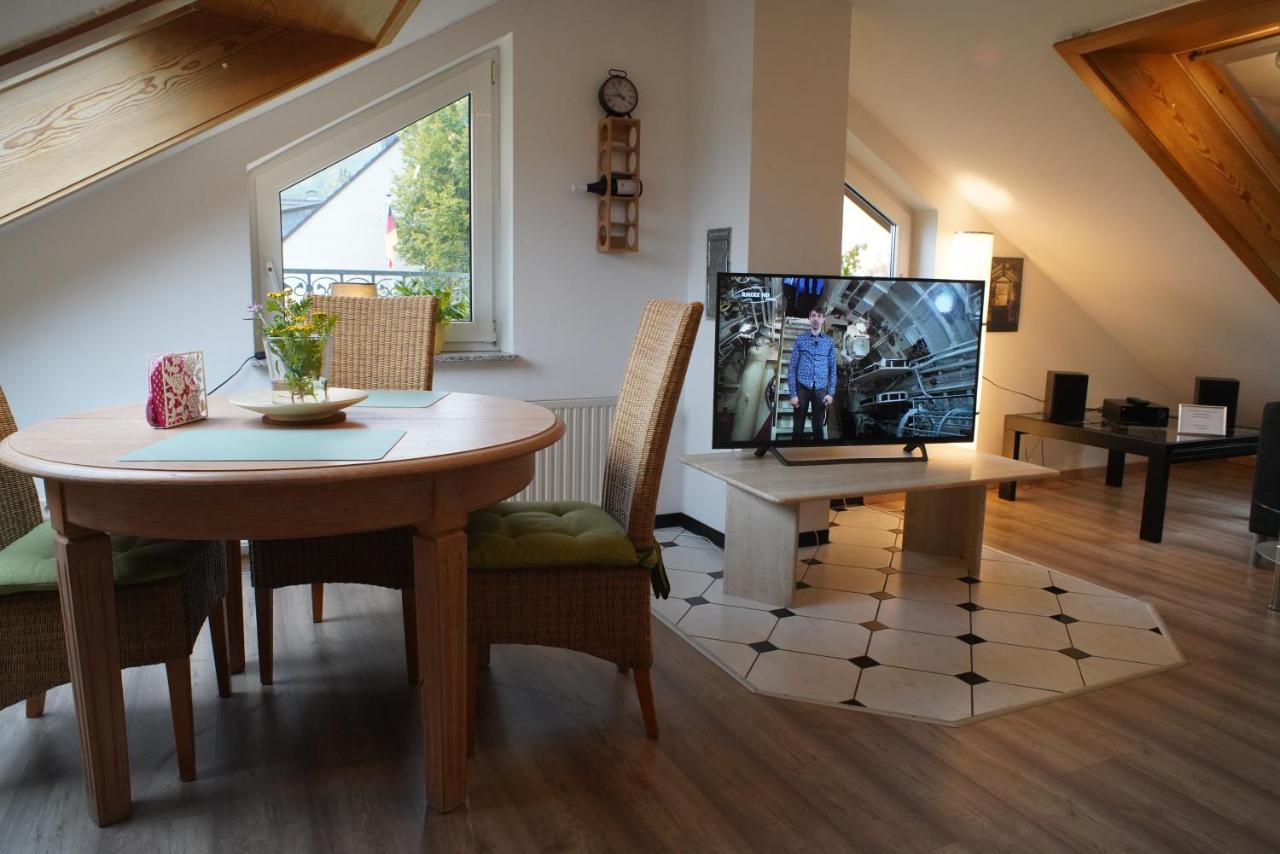 Ferienwohnung Ahrtalblick ซินซิก ภายนอก รูปภาพ